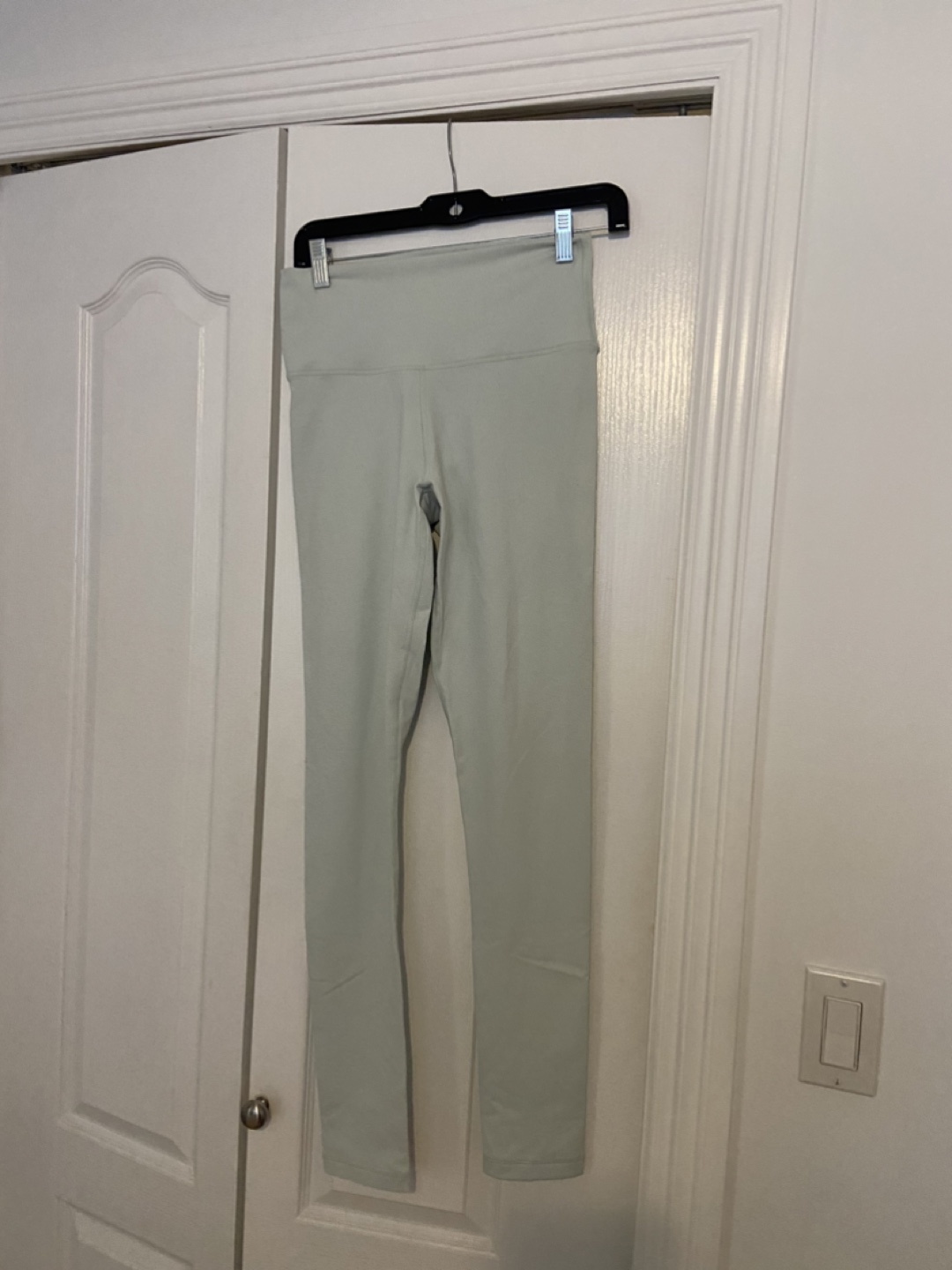 TNA Light Green Leggings