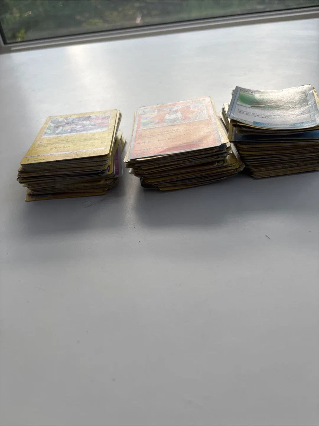 Pokémon Trading Cards - Mixed Lot 220 cards image indicator(2)