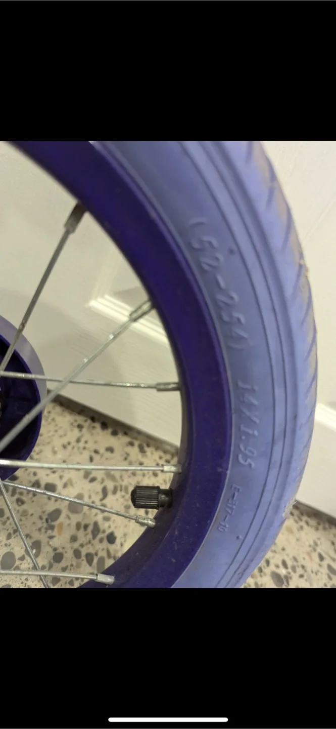 Girls Purple Bike 14 x 1.95 image indicator(4)