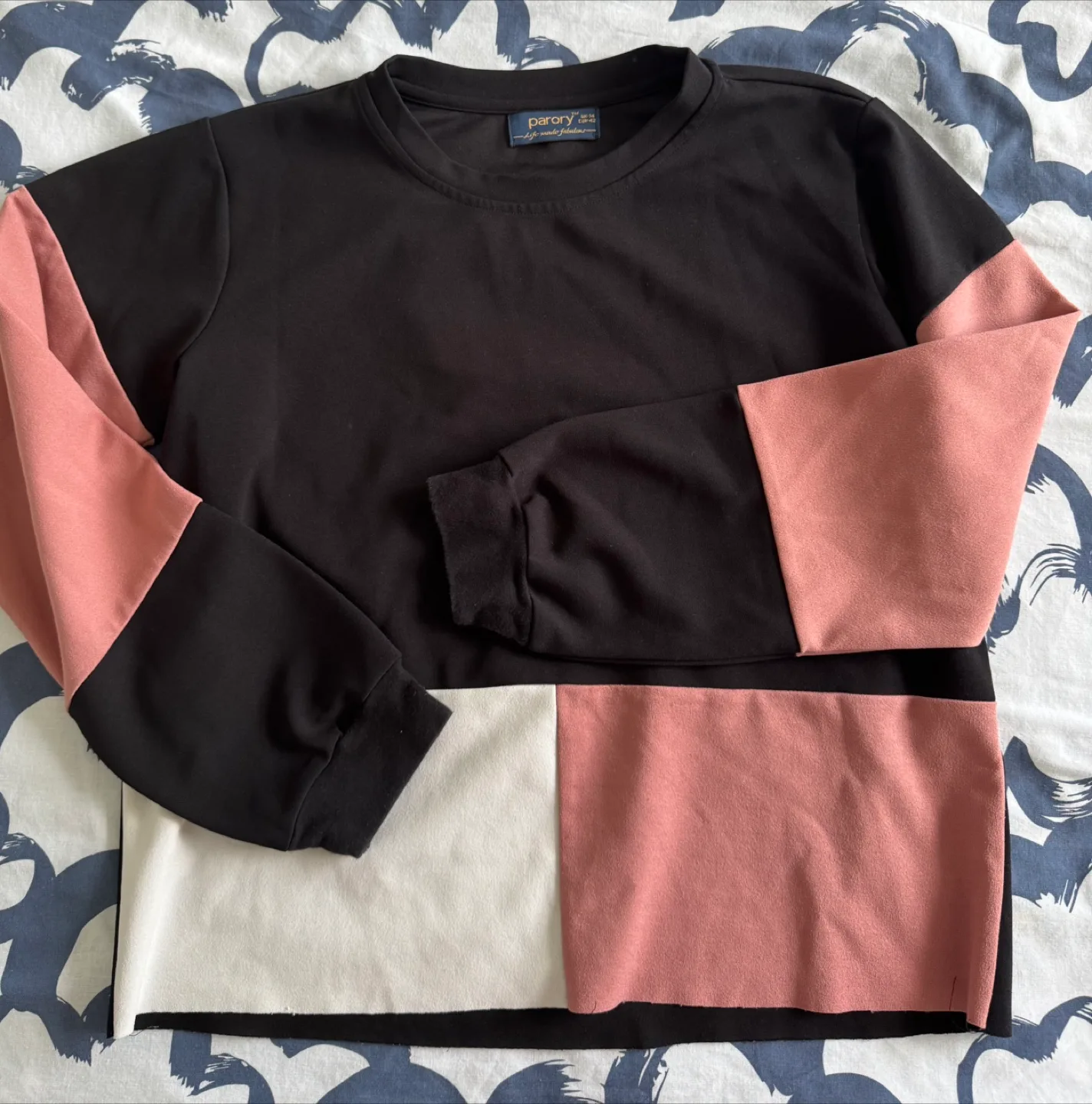 Parory Colour Block Sweatshirt - Size L thumbnail