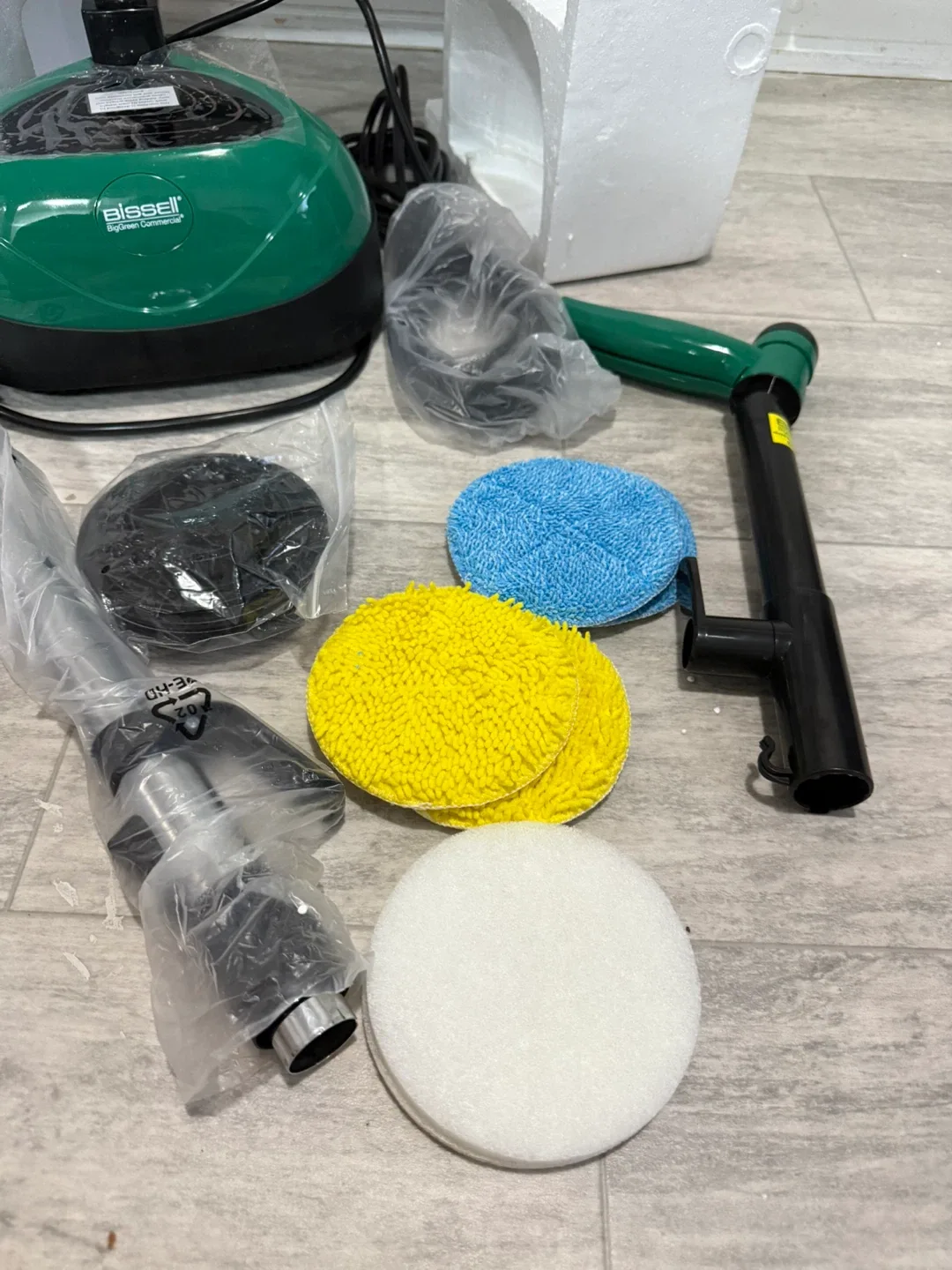 BigGreen Commercial Scrub & Clean Floor Polisher image indicator(2)