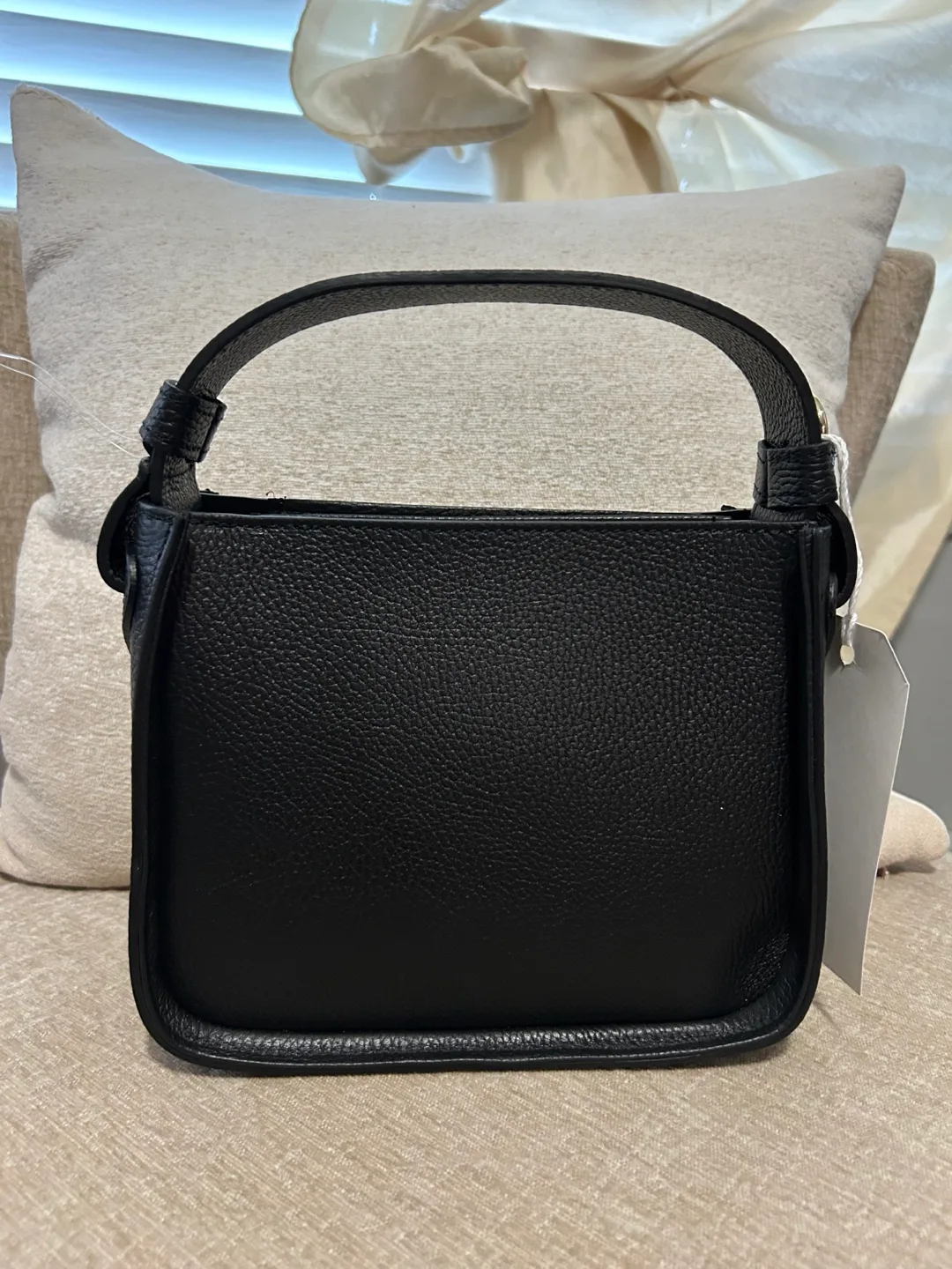 Black Top Handle Bag image indicator(3)