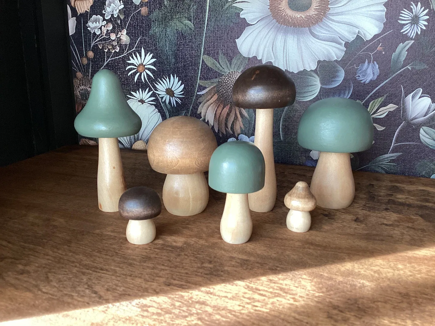 Wooden Mushroom Deco Set (Dark Green) thumbnail
