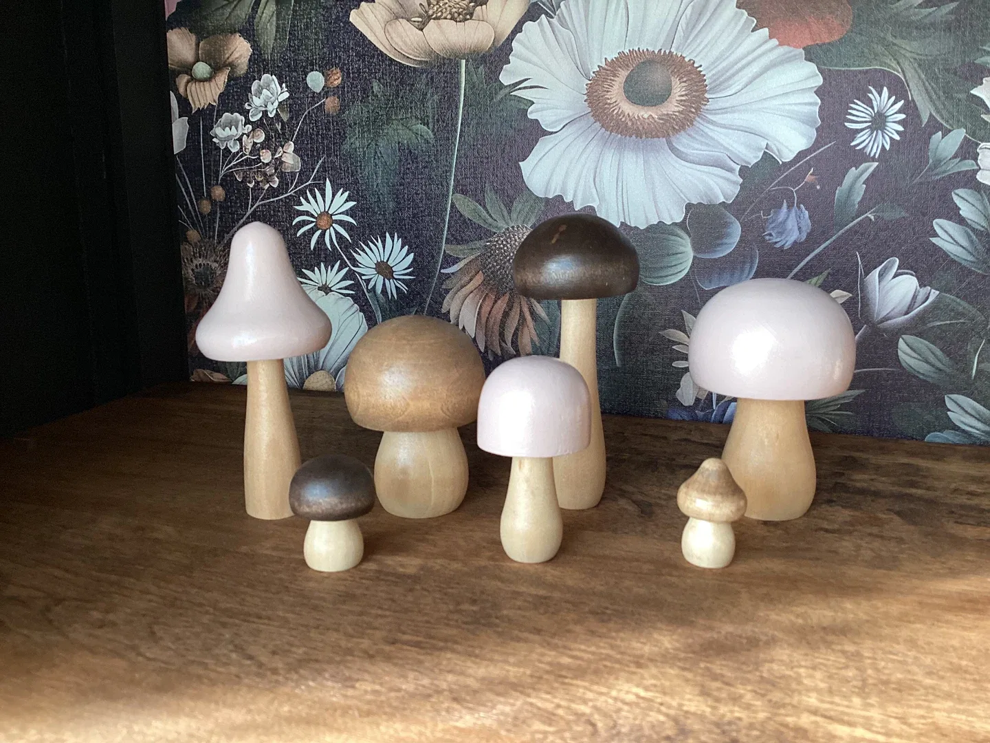 Wooden Mushroom Decor Set (Light Pink) thumbnail