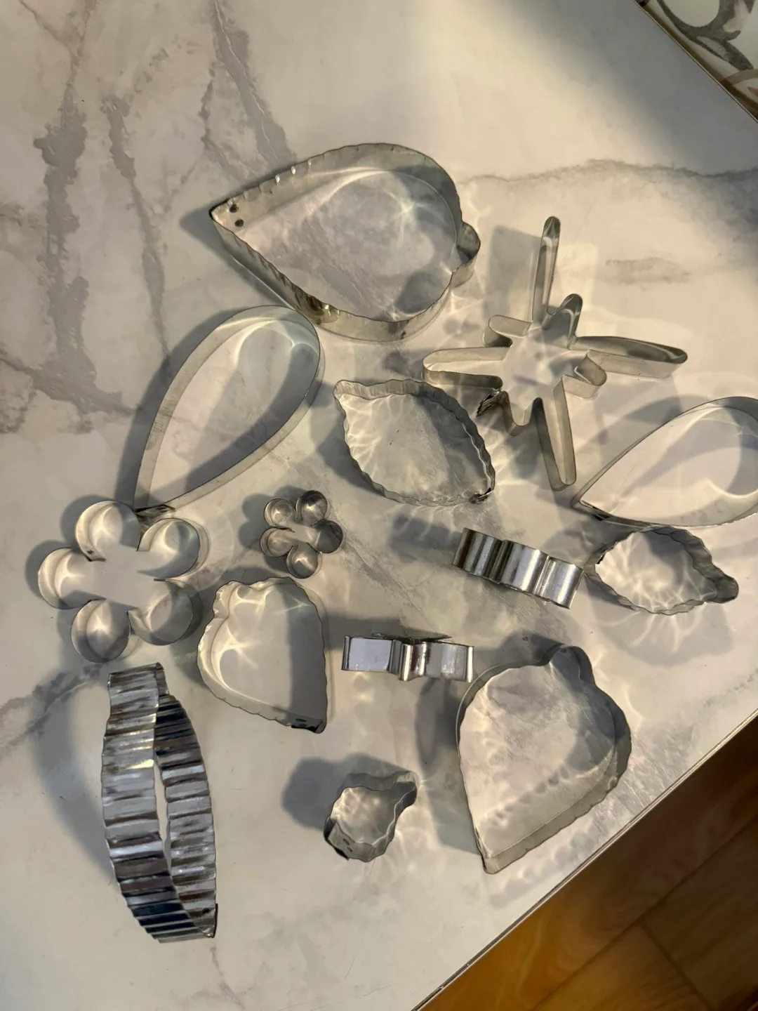 Craft Cutters - Assorted Shapes image indicator(2)