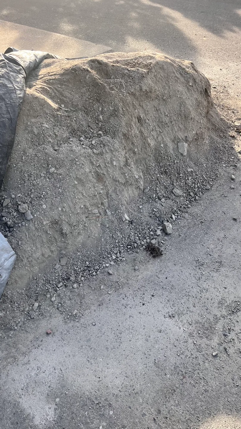 FREE LIMESTONE FILL/SCREENING