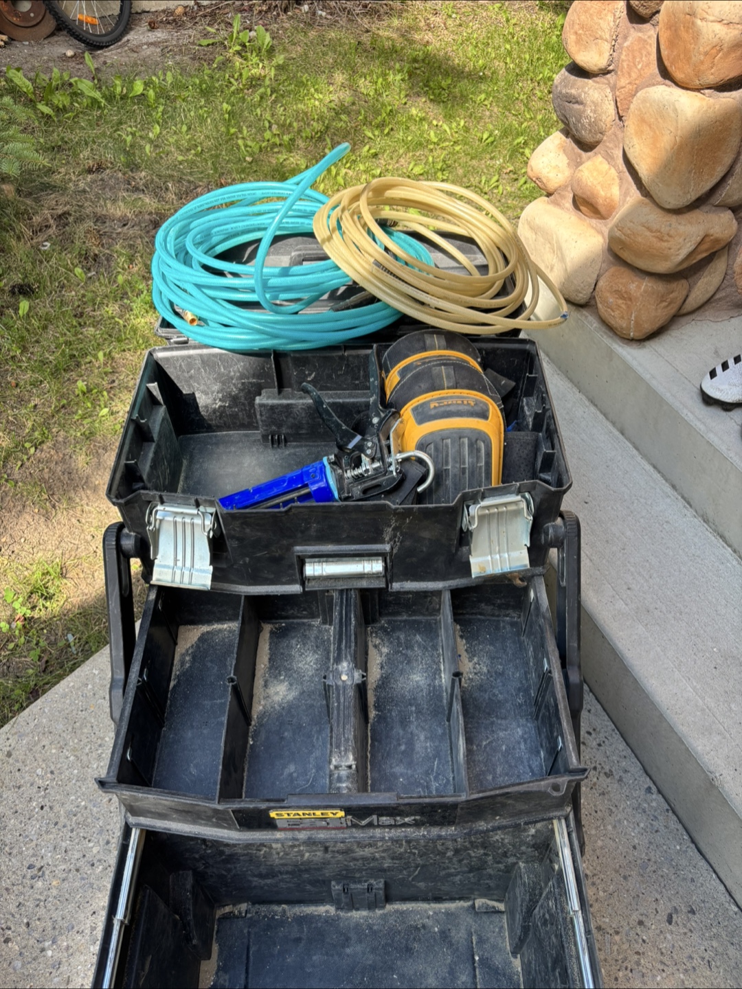 Stanley rolling chest