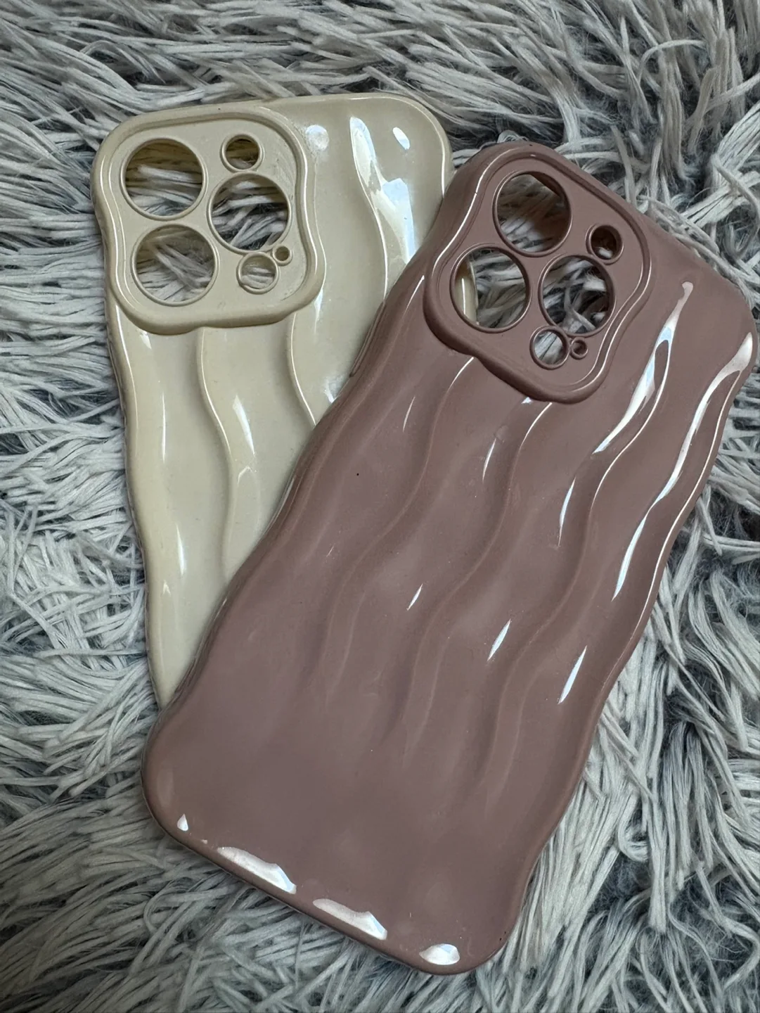 iPhone 14 Pro Max cases thumbnail