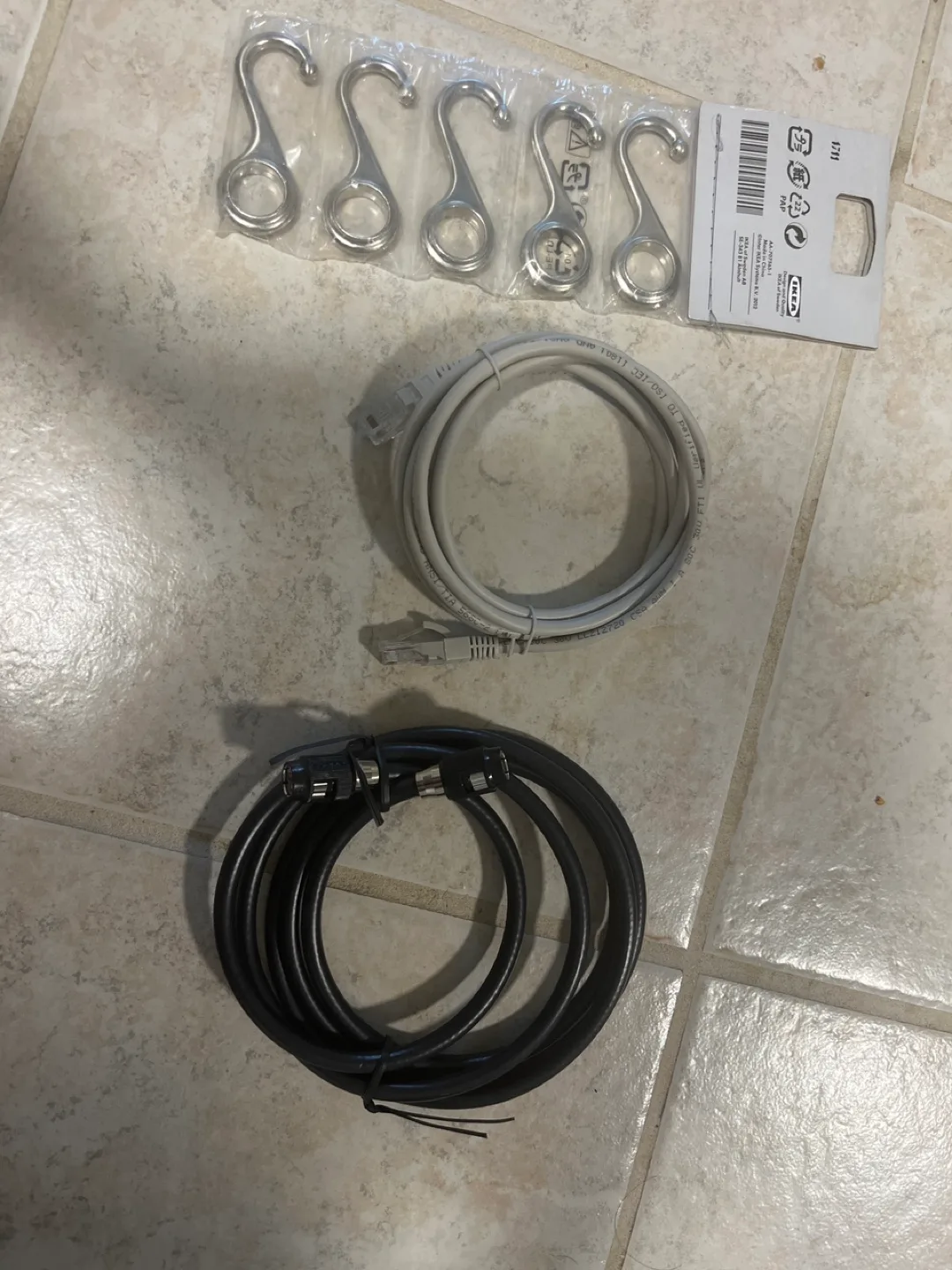Various cables thumbnail