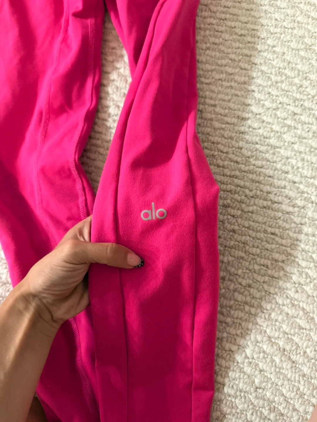 ALO Yoga High Waist Airlift Pink Leggings - Size XS image indicator(3)