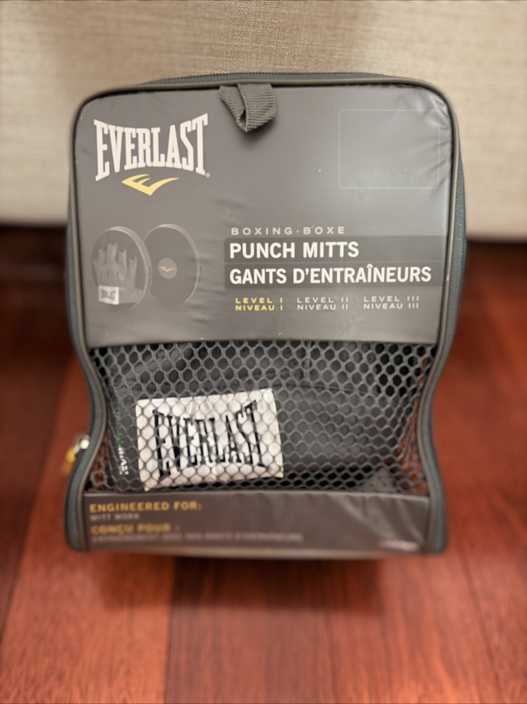 Everlast Boxing Punch Mitts - New in Box! - photo 3