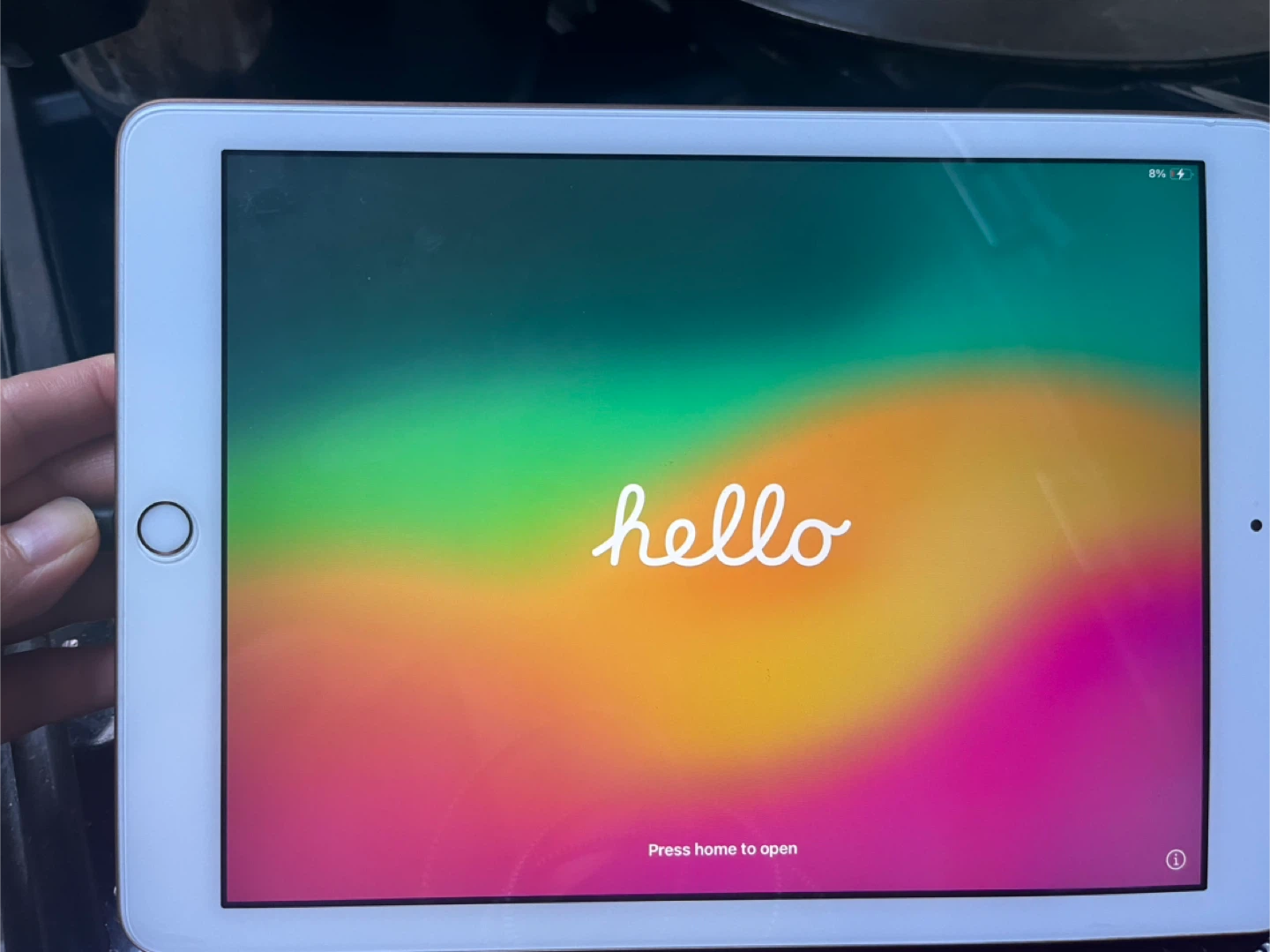 Gold iPad (6th generation) Wi-Fi 128GB