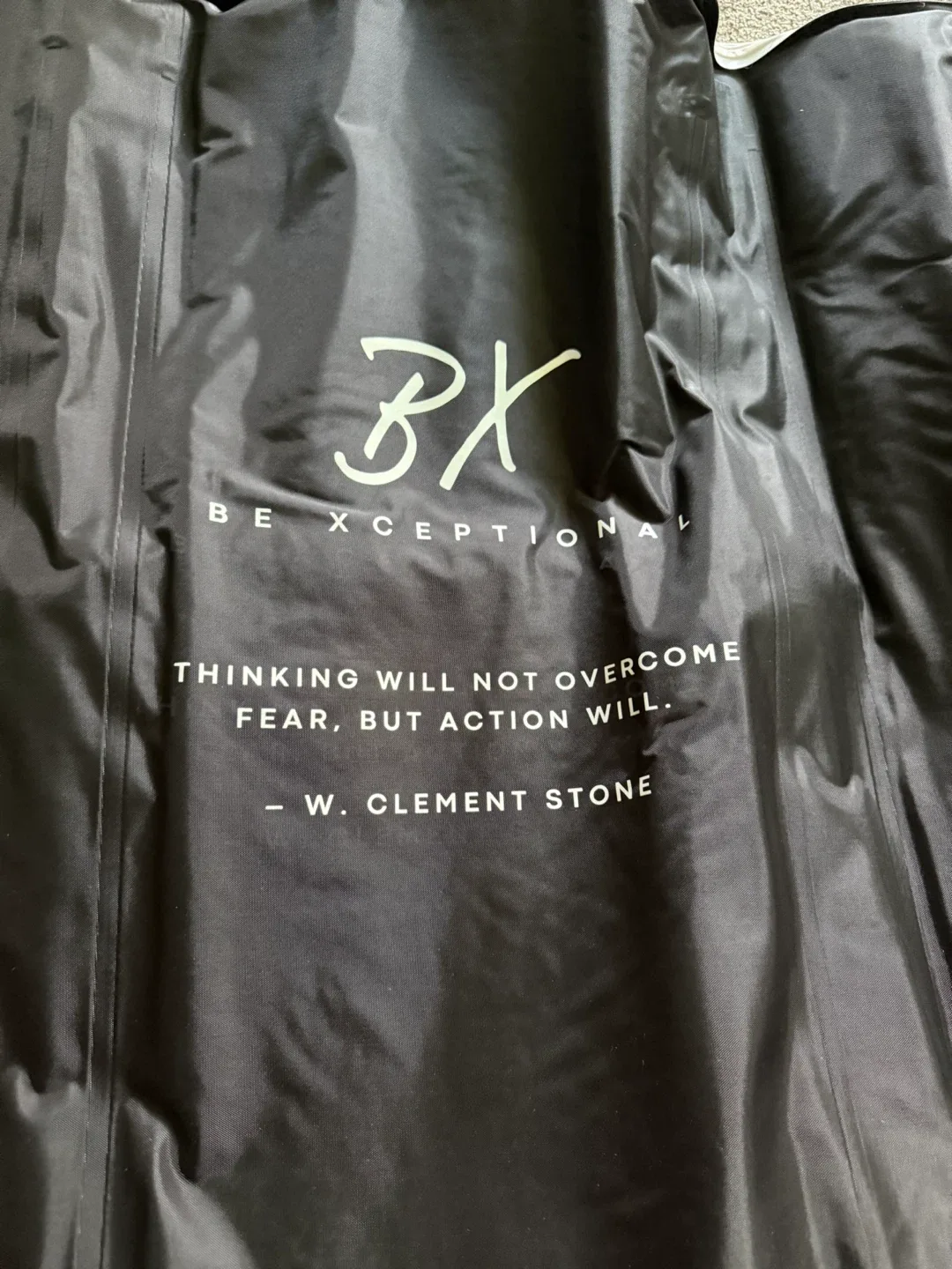 NEW XL Outdoor Cold Plunge Tub with Cover, 440 L image indicator(5)