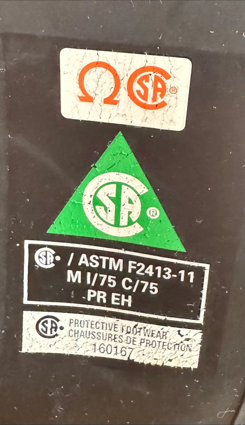 Baffin Industrial Rubber Boots - Size 7 image indicator(2)