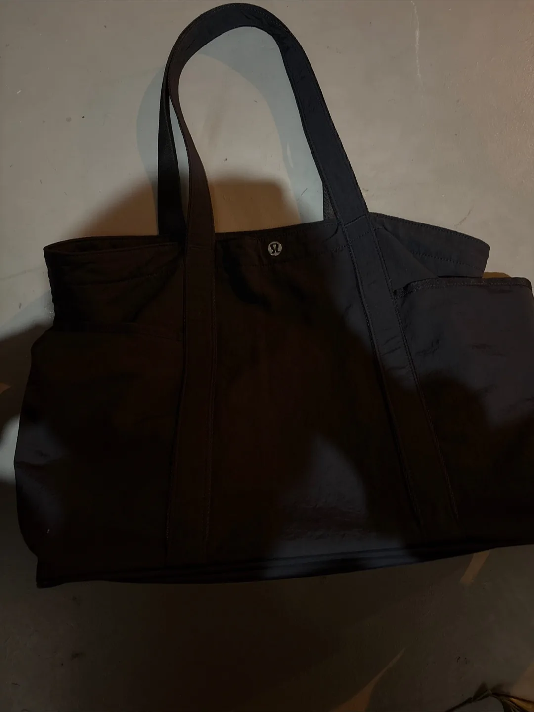 Lululemon Daily Multi-Pocket Tote Bag 20L