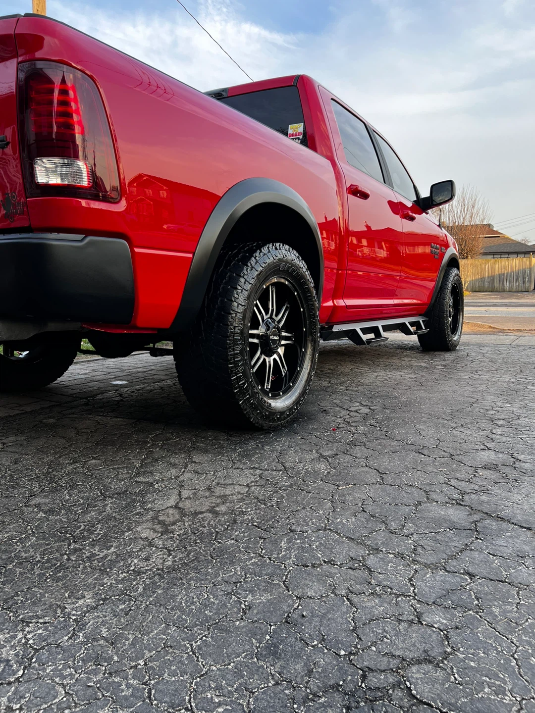 Wheels & Toyo Open Country Tires 20x12.5x35 - photo 2