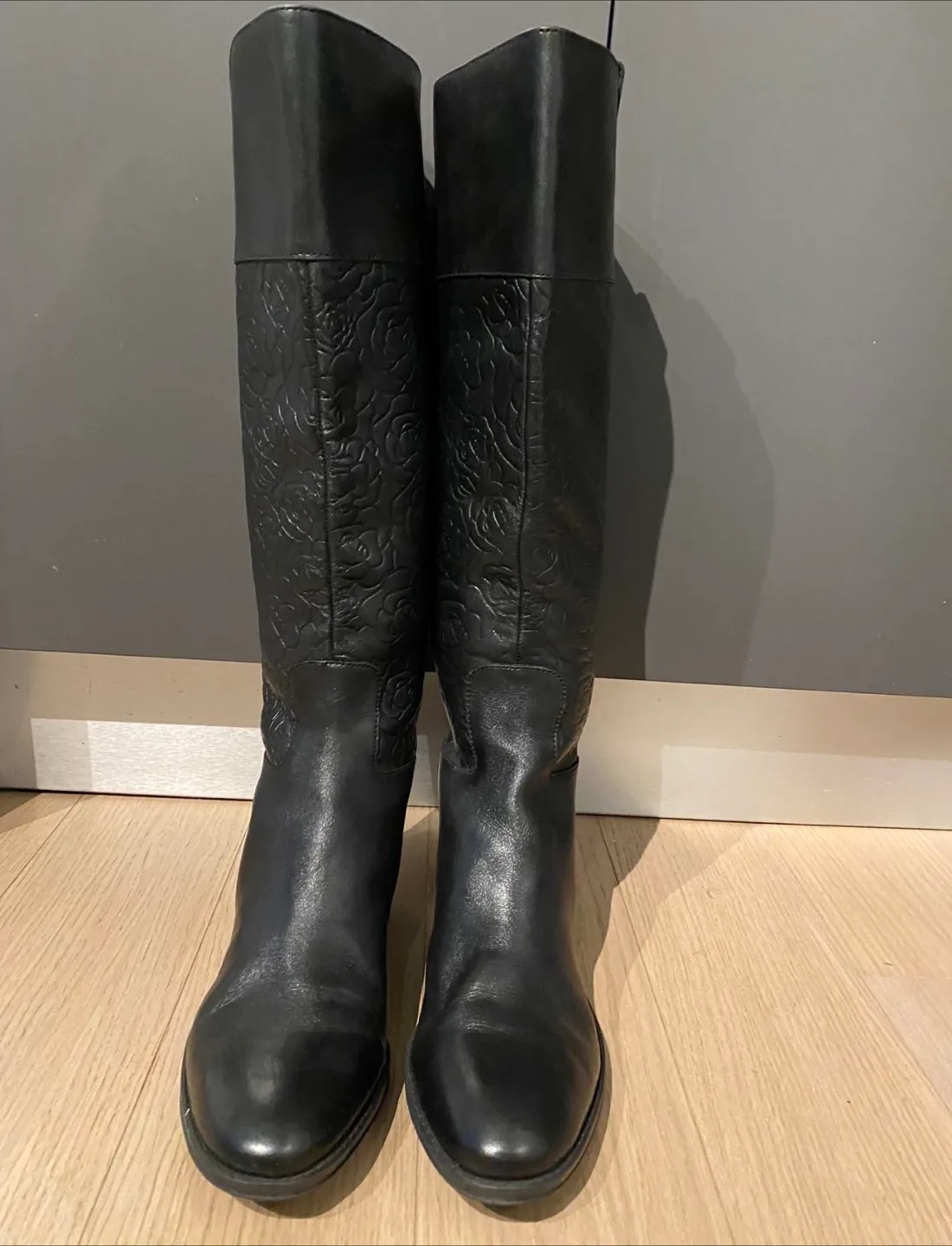 Karl Lagerfeld Paris Black Leather Boots - Size 8.5 image indicator(3)
