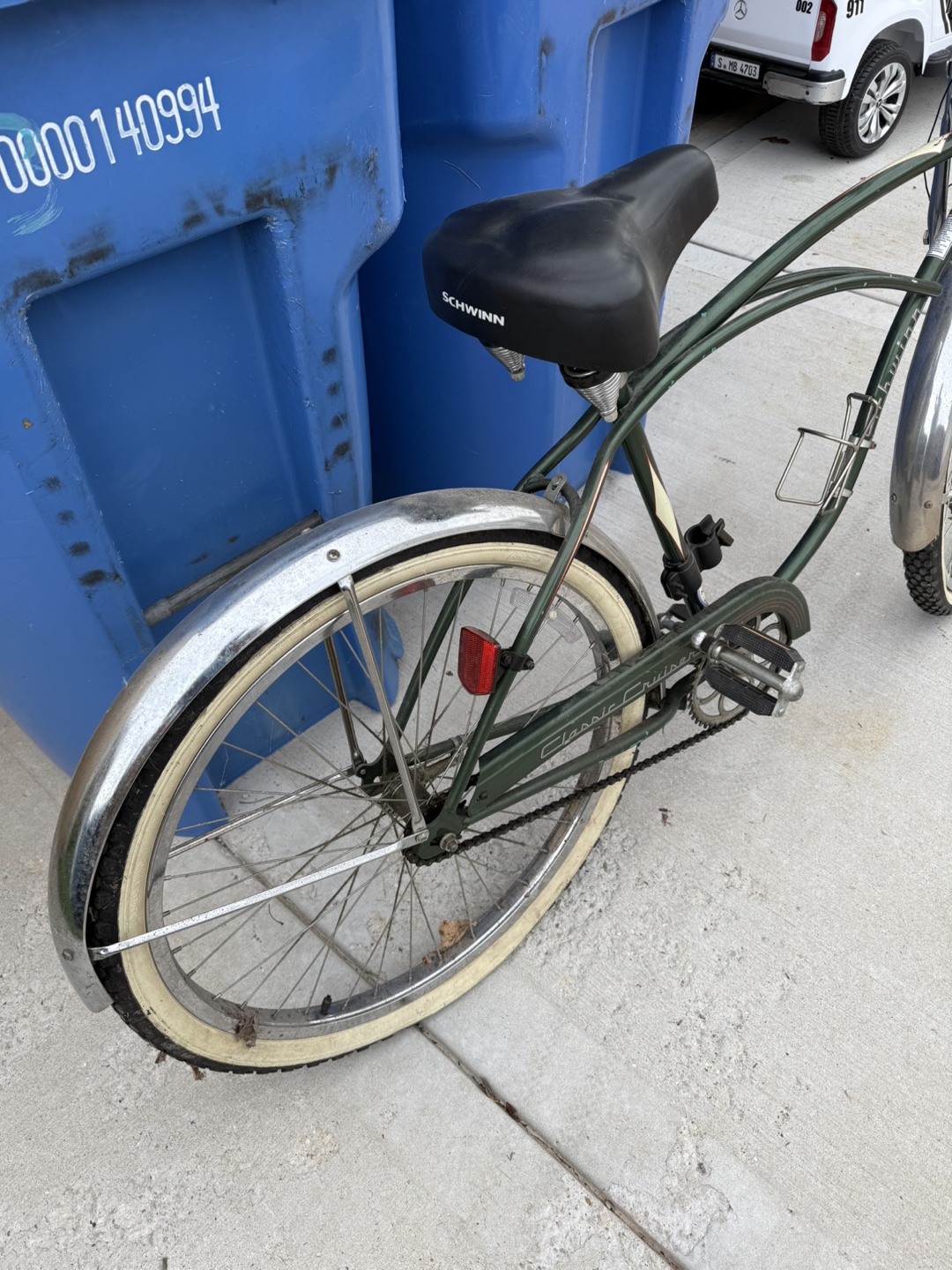 Schwinn Classic Bicycle - photo 5