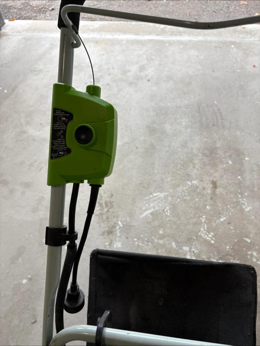 Greenworks 21" Electric Corded Lawn Mower ***Excellent Condition image indicator(4)