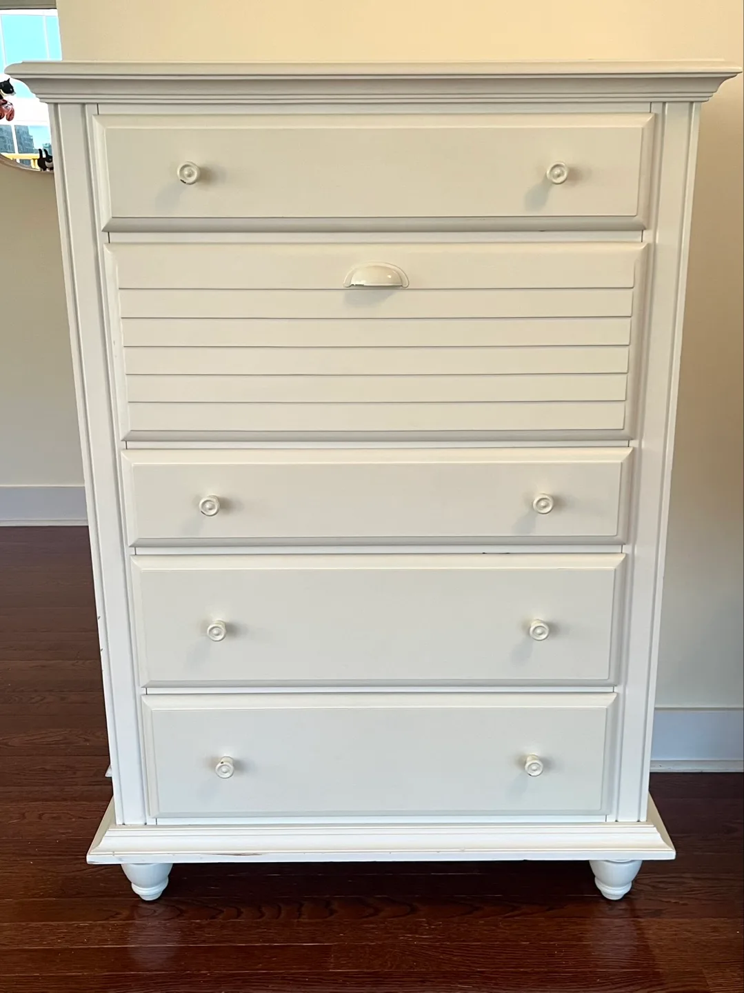 White 5-Drawer Dresser thumbnail