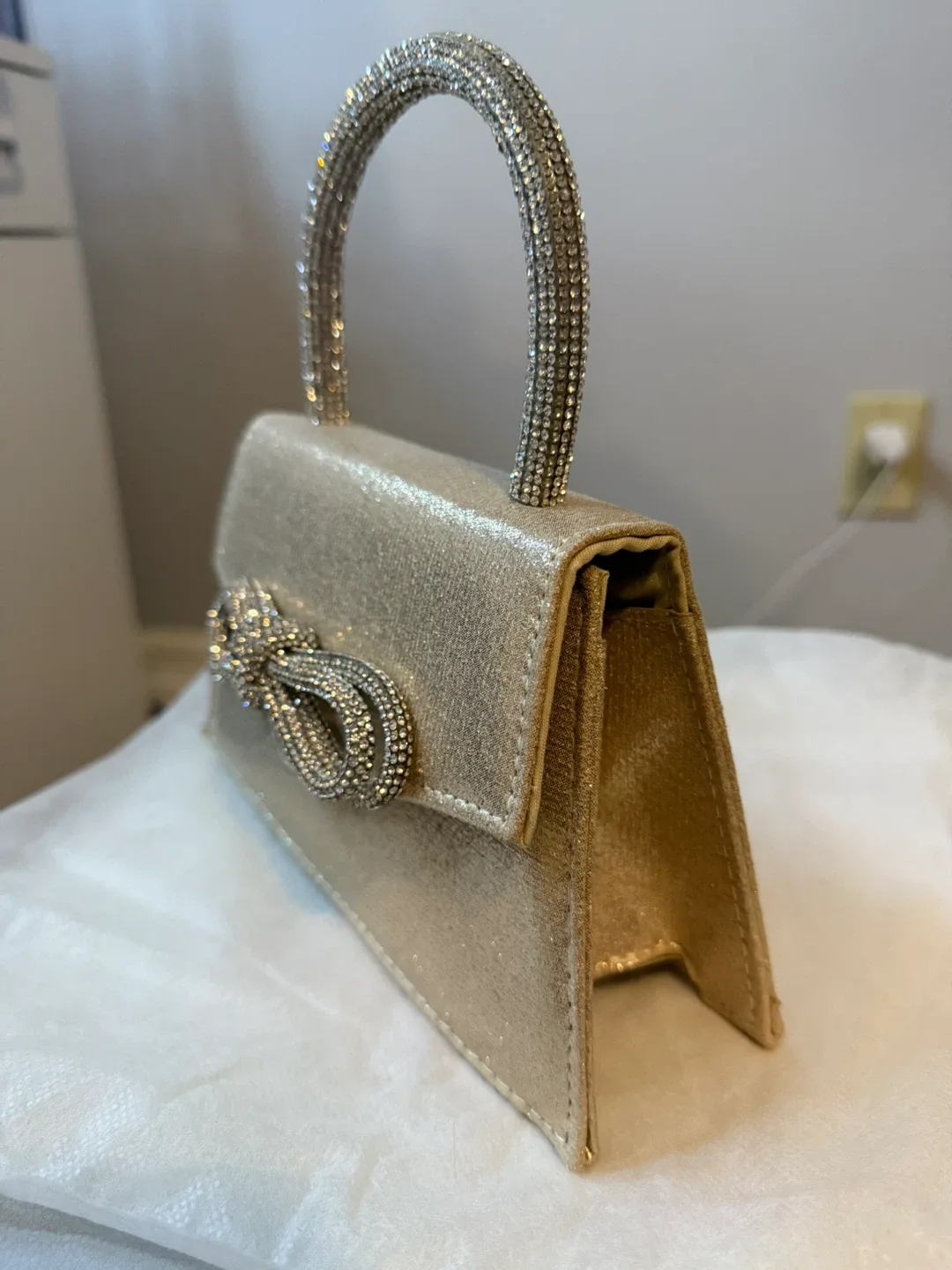 Steve Madden Bmachy Gold Clutch image indicator(3)