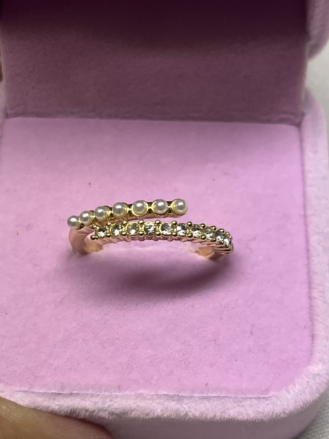 Ring with Pearls and Rhinestones - photo 3