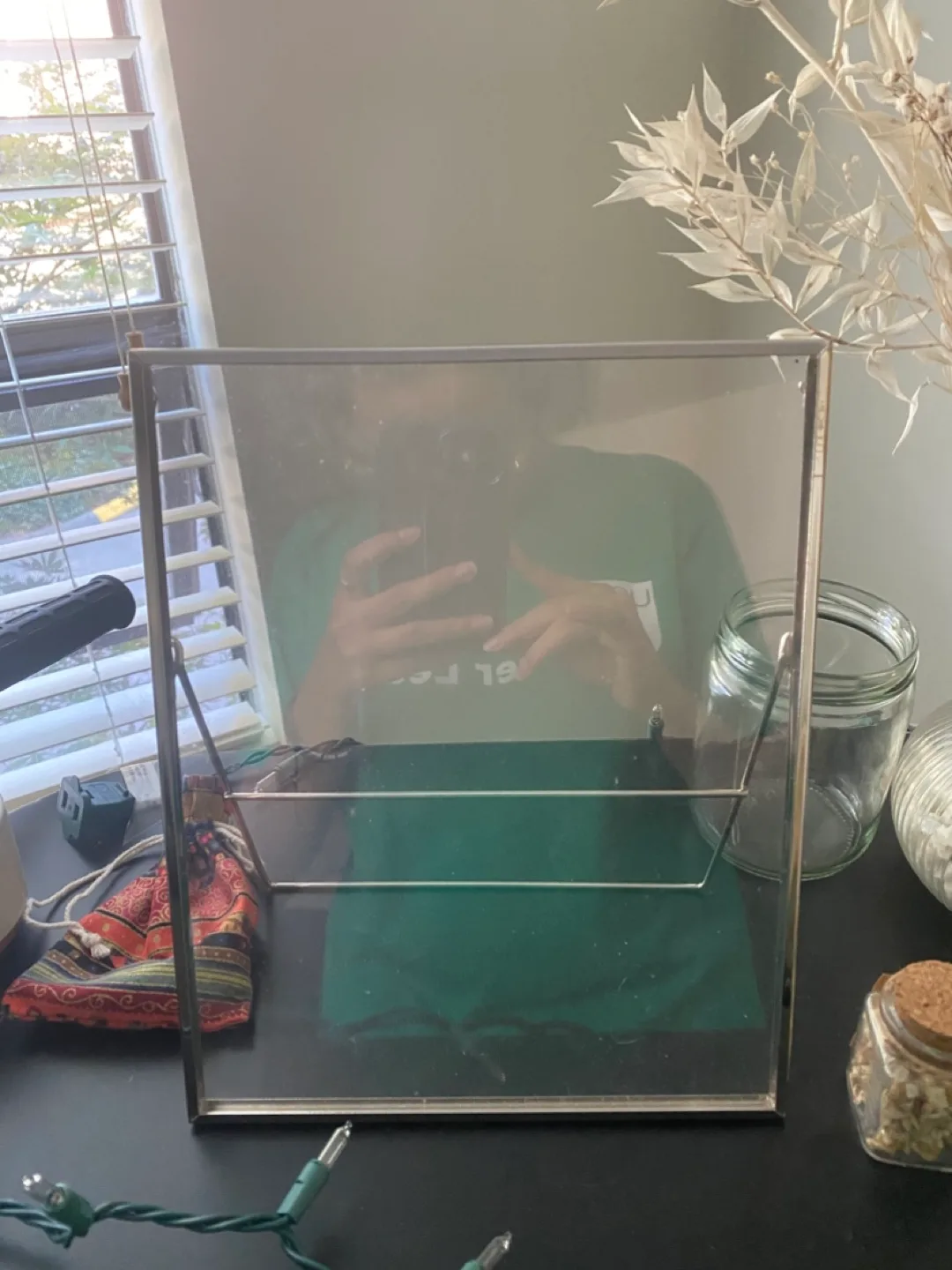 Clear picture frame thumbnail