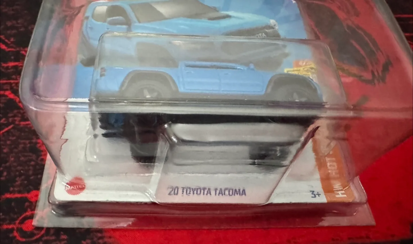 Hotwheels Toyota Tacoma image indicator(2)