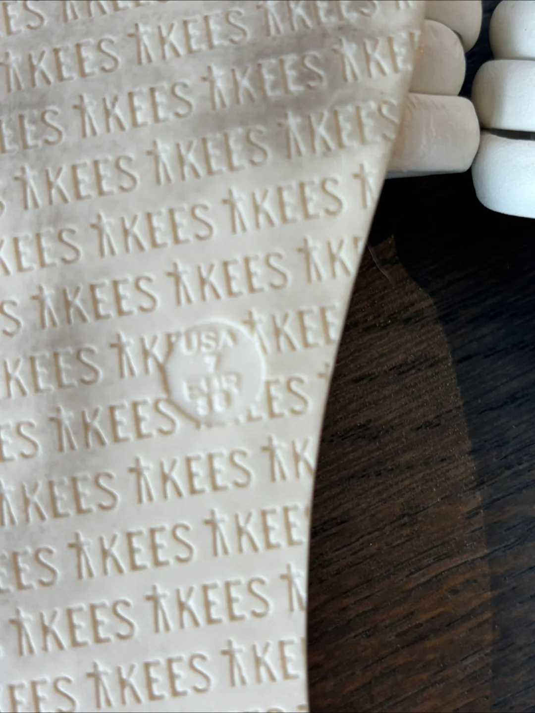 Tkees 'Gemma' White Leather Sandals image indicator(4)