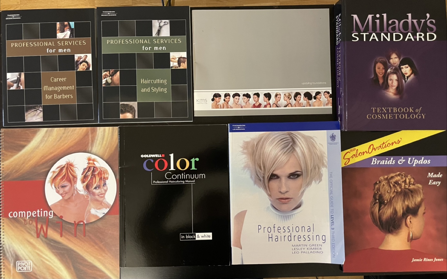 Hairdressing & Cosmetology Books. - photo 3