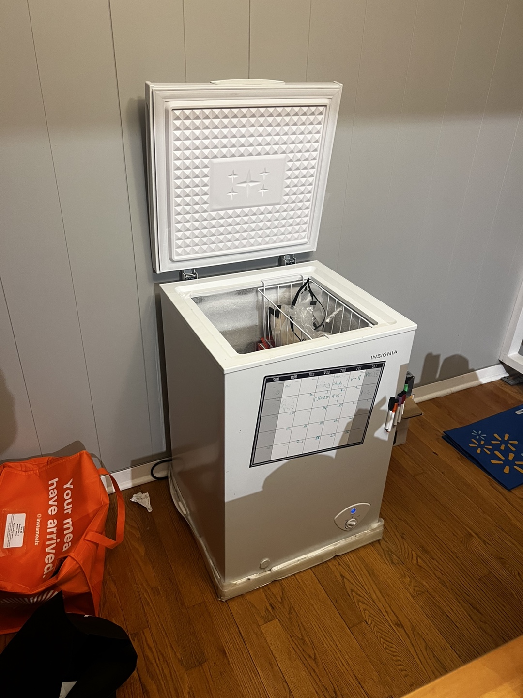 Insignia 3.5 Cu. Ft. Chest Freezer