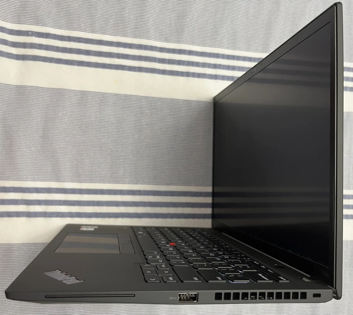 Lenovo T14s Gen 3 Laptop - i7 image indicator(6)