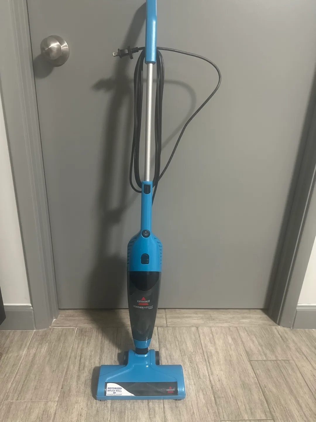 Bissell FeatherWeight Stick Lightweight Bagless Vacuum thumbnail