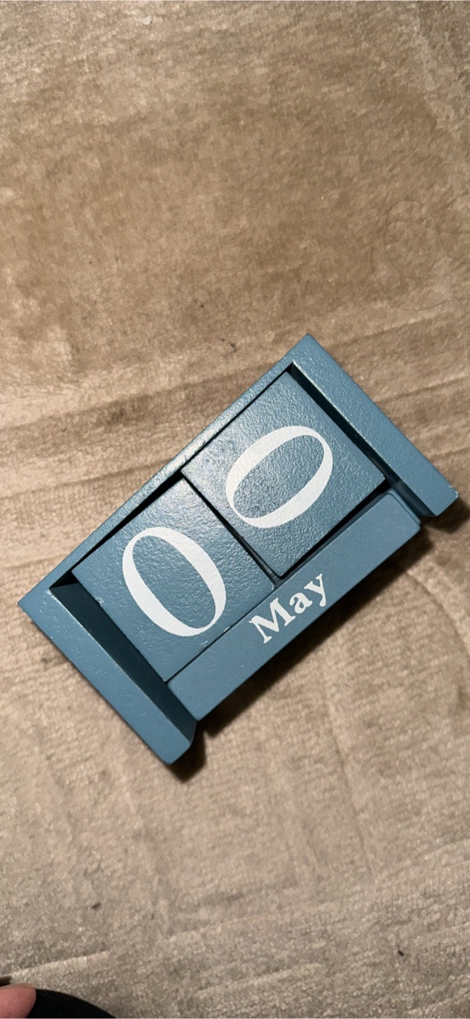 Blue Mini Compact Size Wooden Calendar - photo 4
