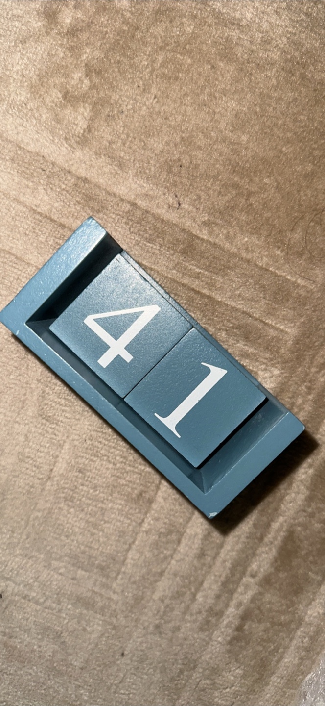 Blue Mini Compact Size Wooden Calendar - photo 2