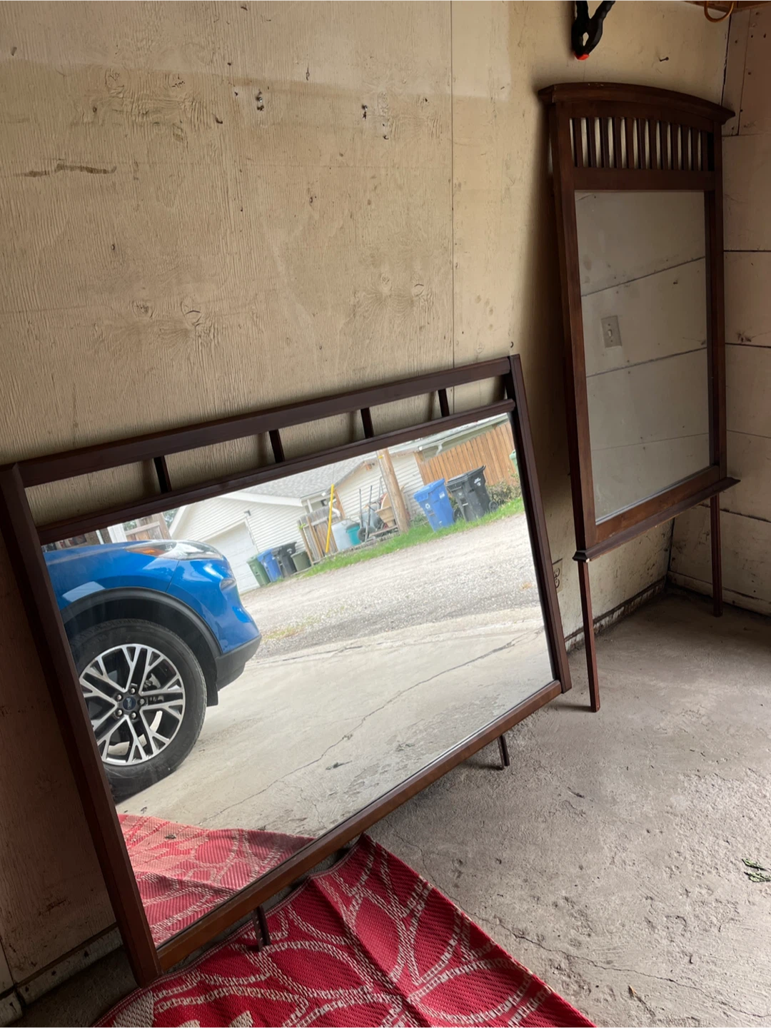 Wooden Framed Standing Mirror for two dressers - photo 3