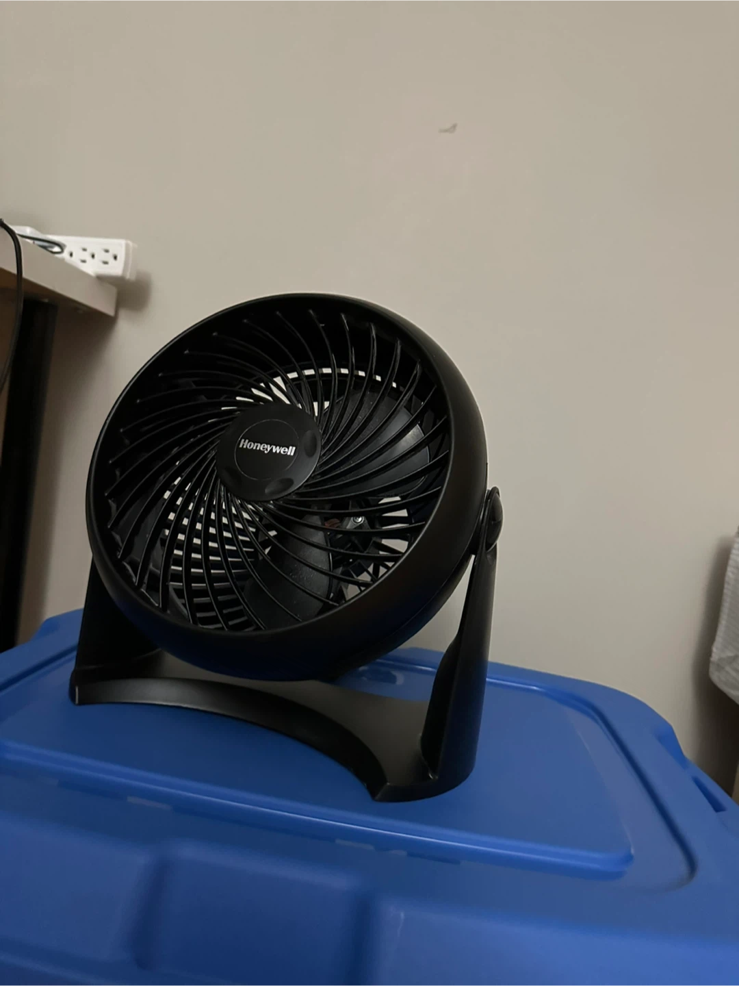 Honeywell HT900C 7" Air Circulator Fan - photo 4