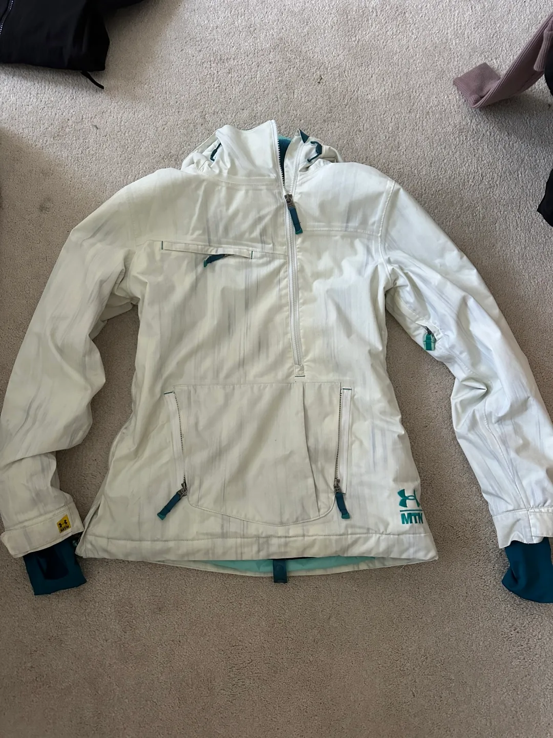 Snowboard/ Winter Jacket thumbnail