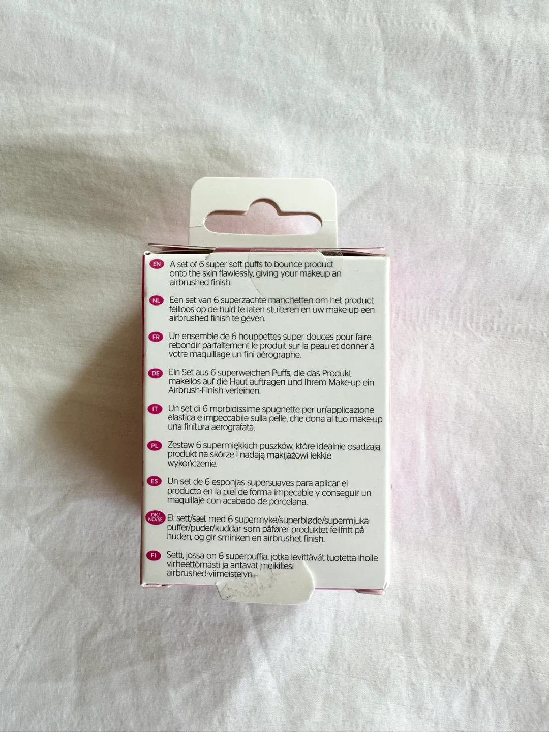 New Brush Works Mini Pillow Puffs (6 pack) in travel case image indicator(3)