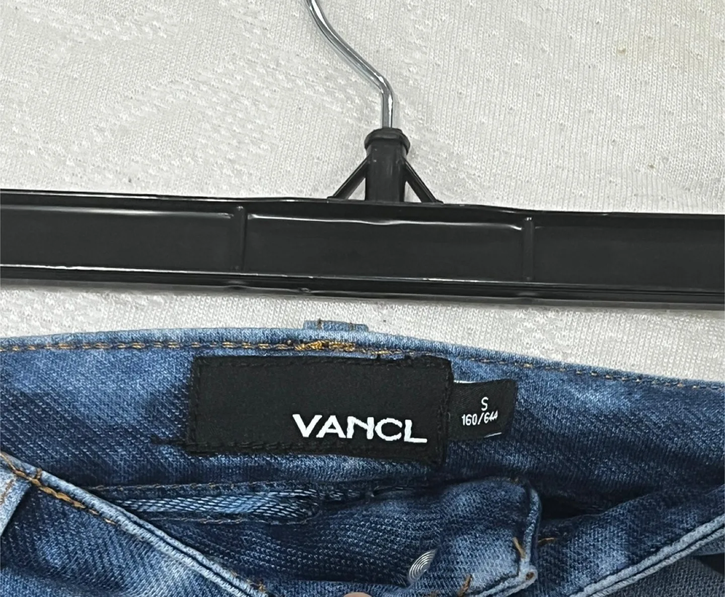 VANCL Denim Shorts - Size S image indicator(3)