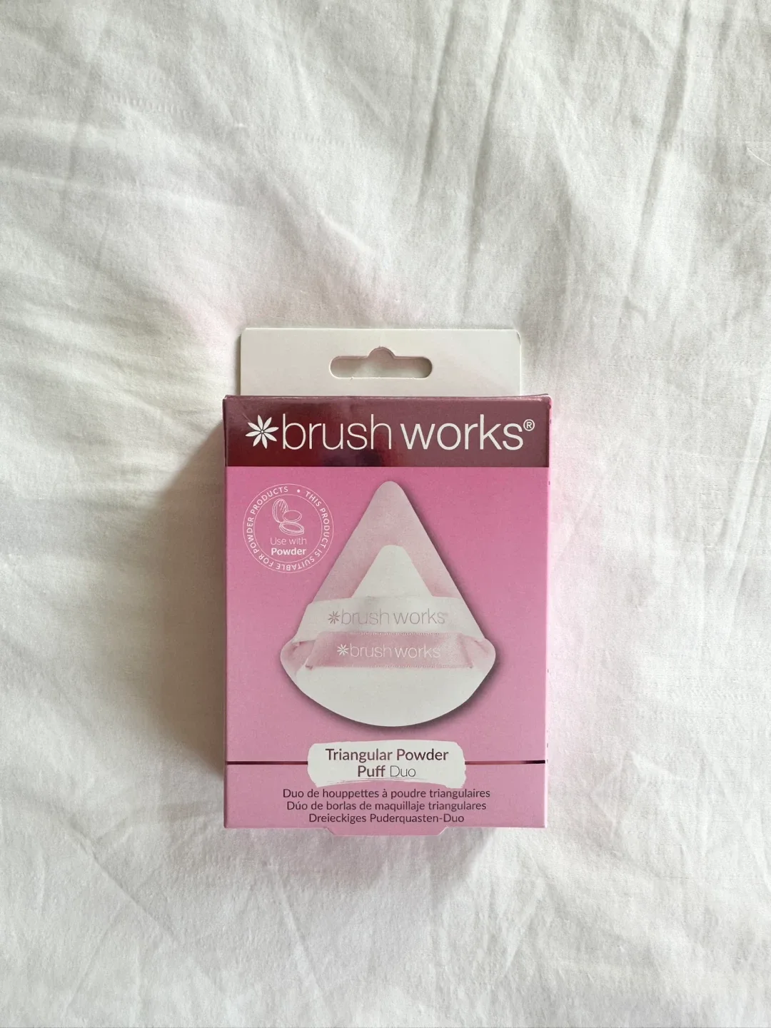 New Brush Works Triangular Powder Big Puff image indicator(4)