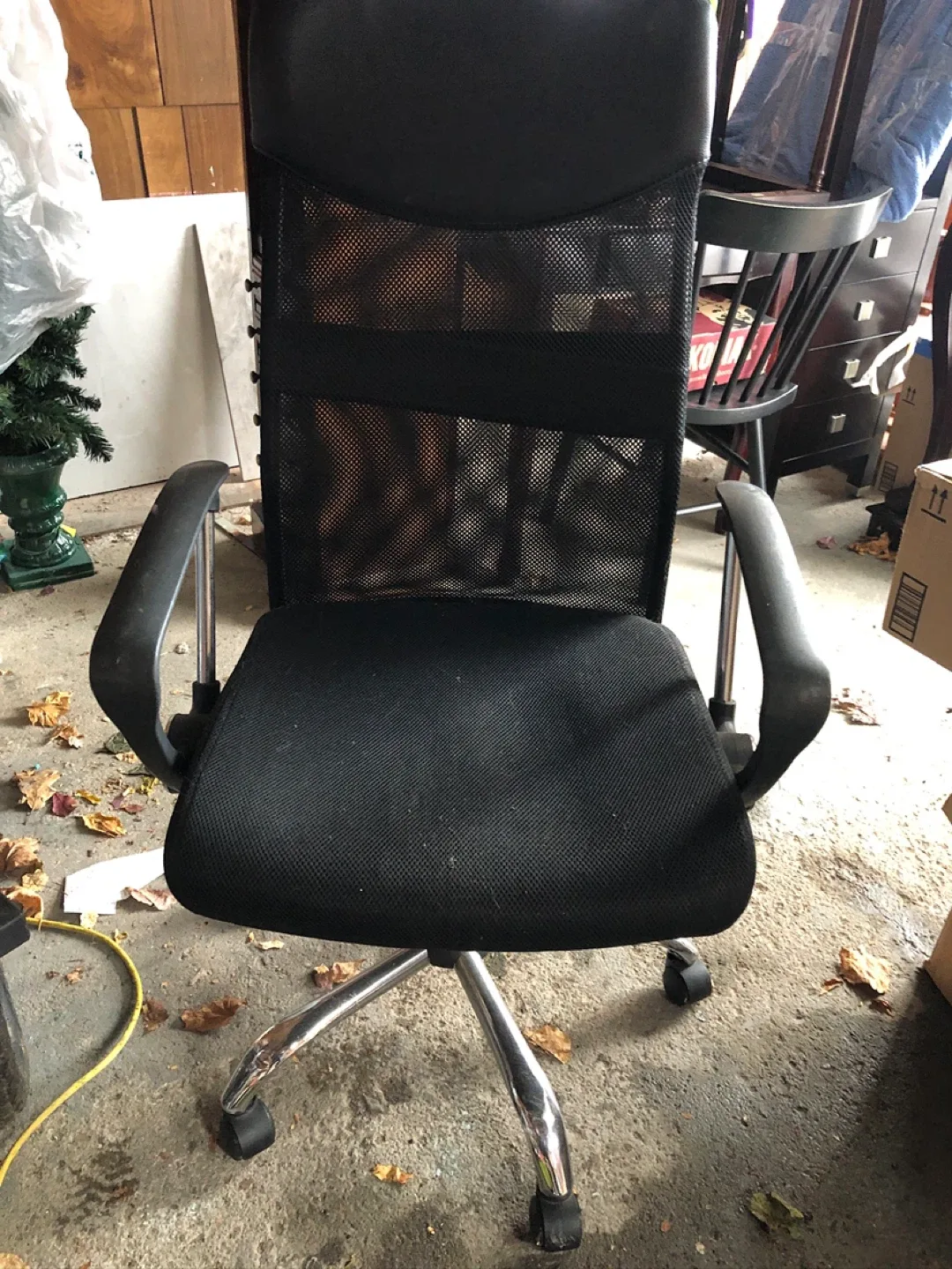 Black Office Chair thumbnail
