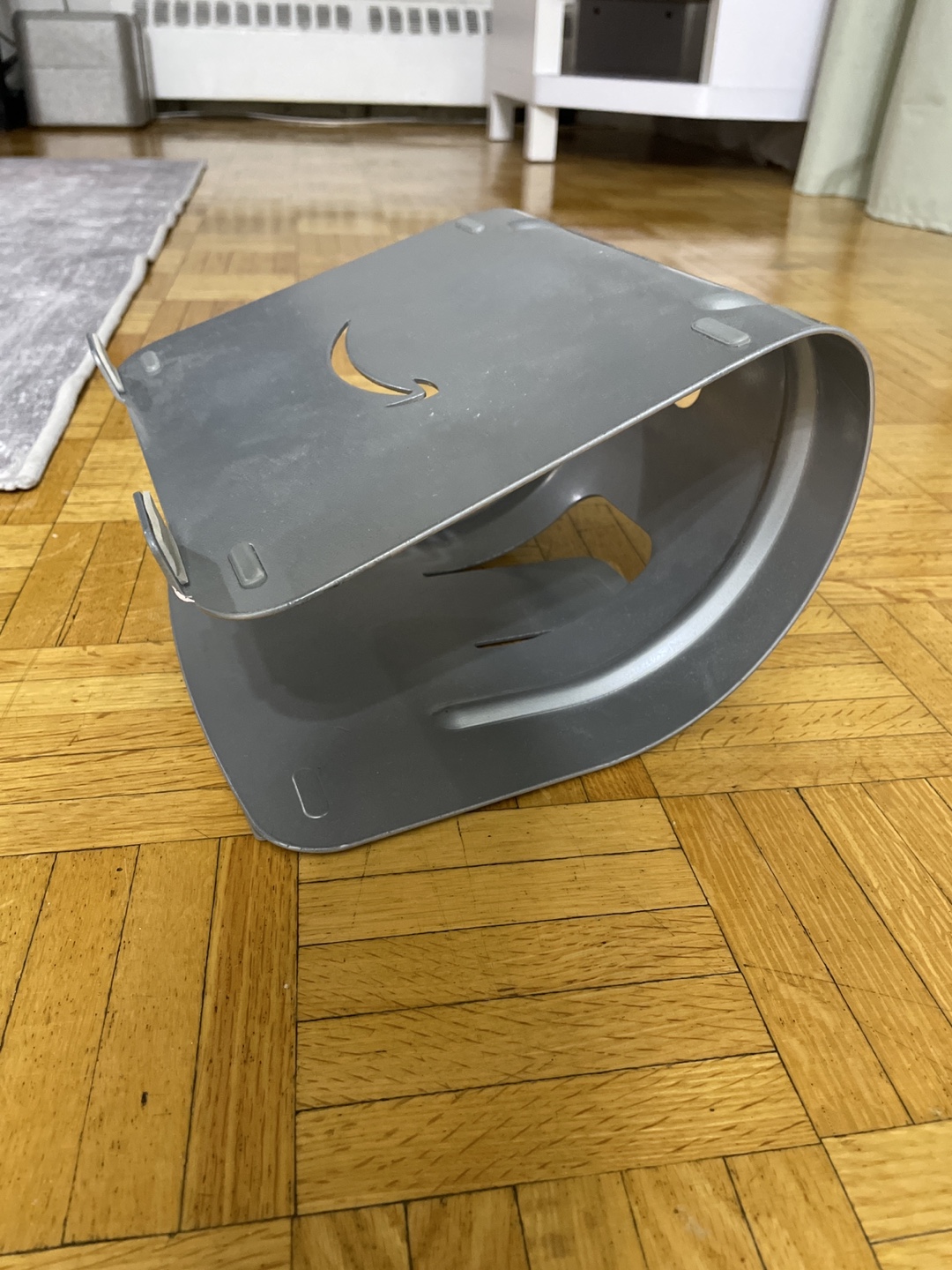 Amazon Basics Laptop Stand - photo 2