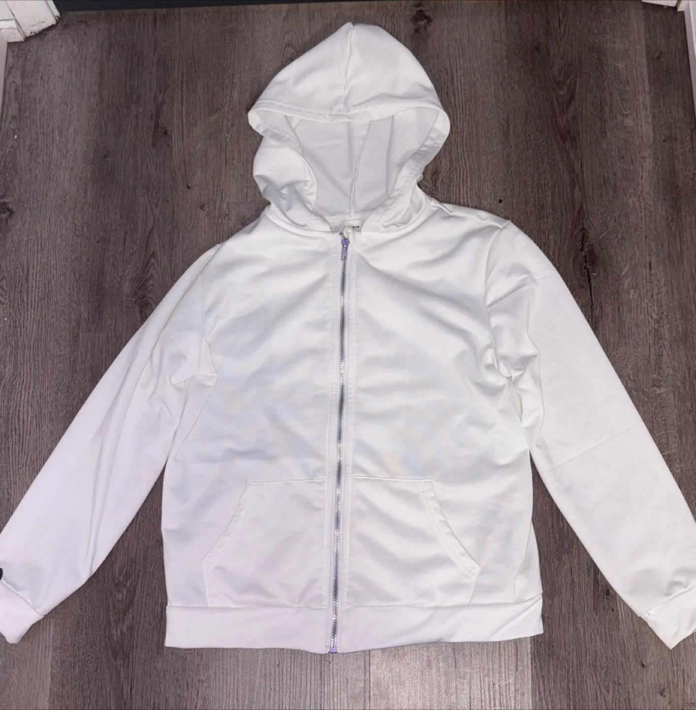 White Hoodie thumbnail