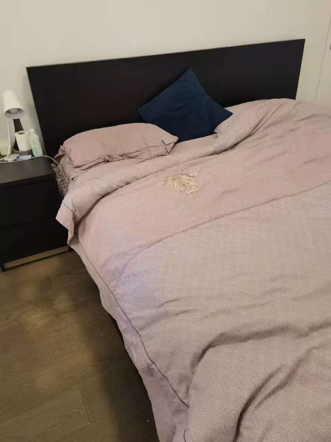 IKEA King-size bed + luxury mattress