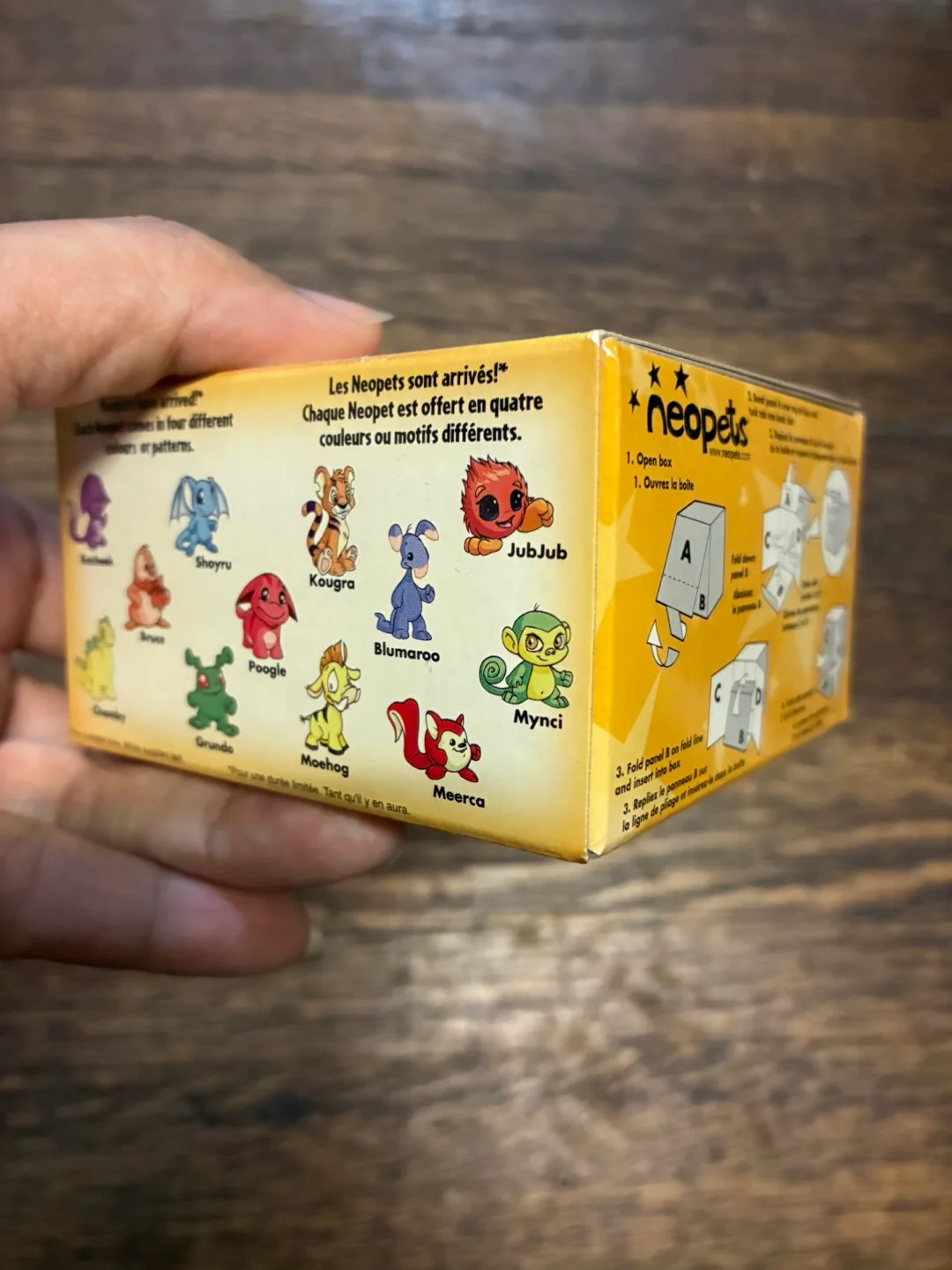 Neopets Burger King Toy - Bruce image indicator(4)