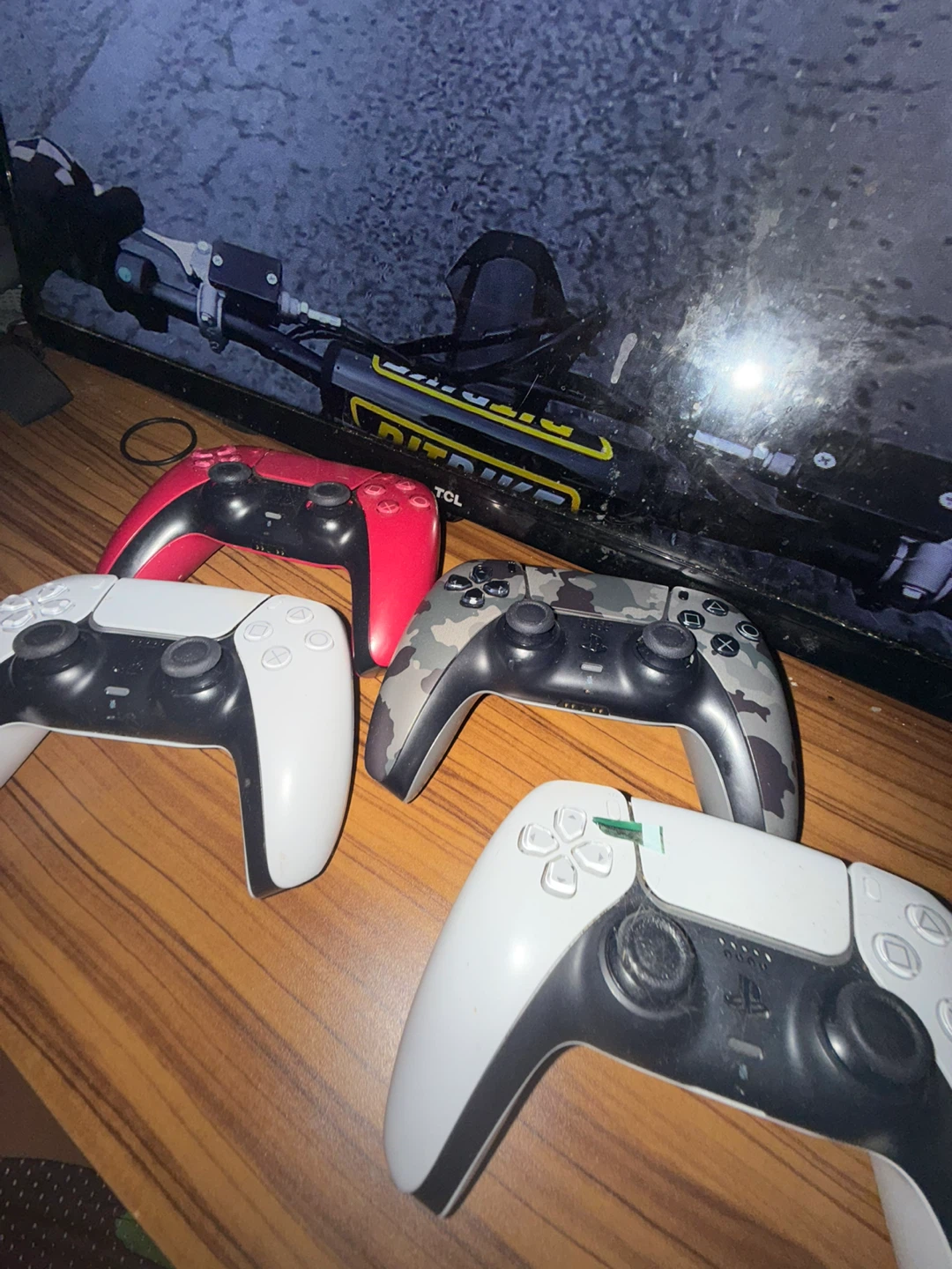 PS5) DualSense Controllers