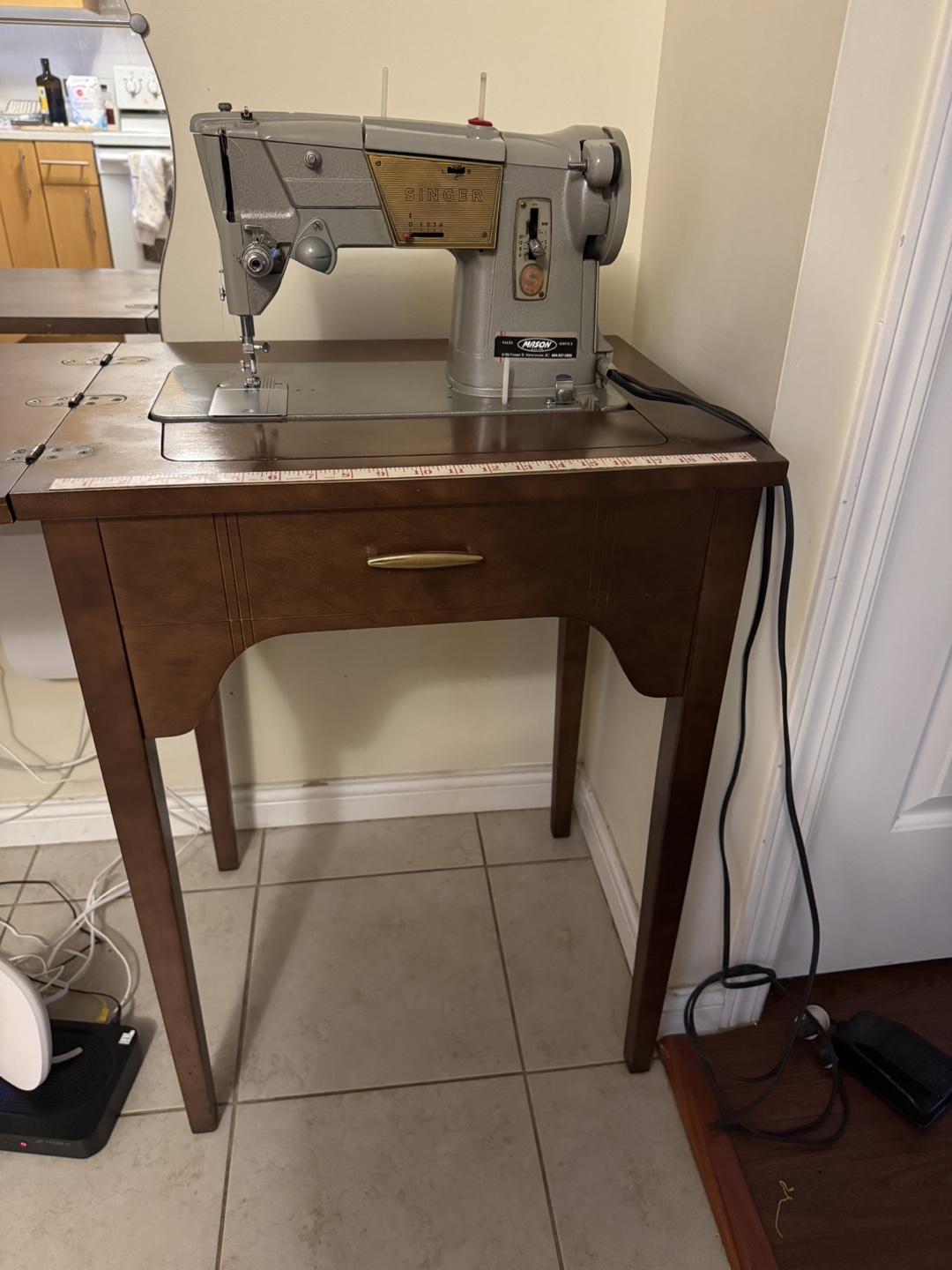 Electric Sewing Machine Table
