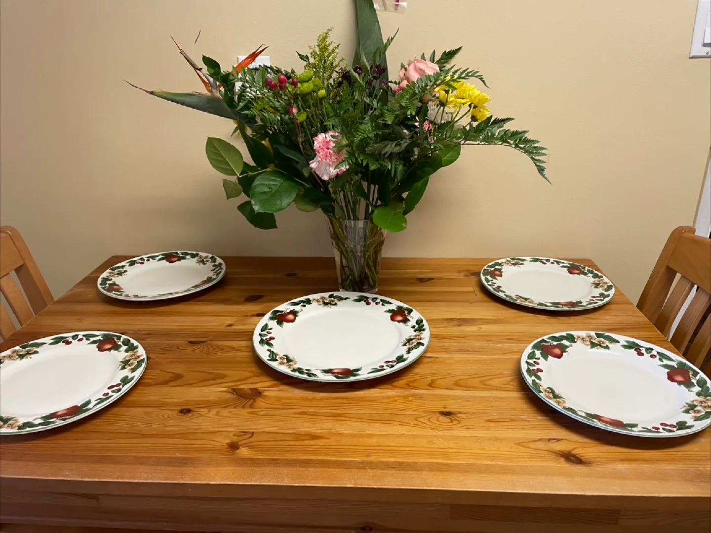 The Cades Cove Collection Plates (Set of 5) image indicator(4)