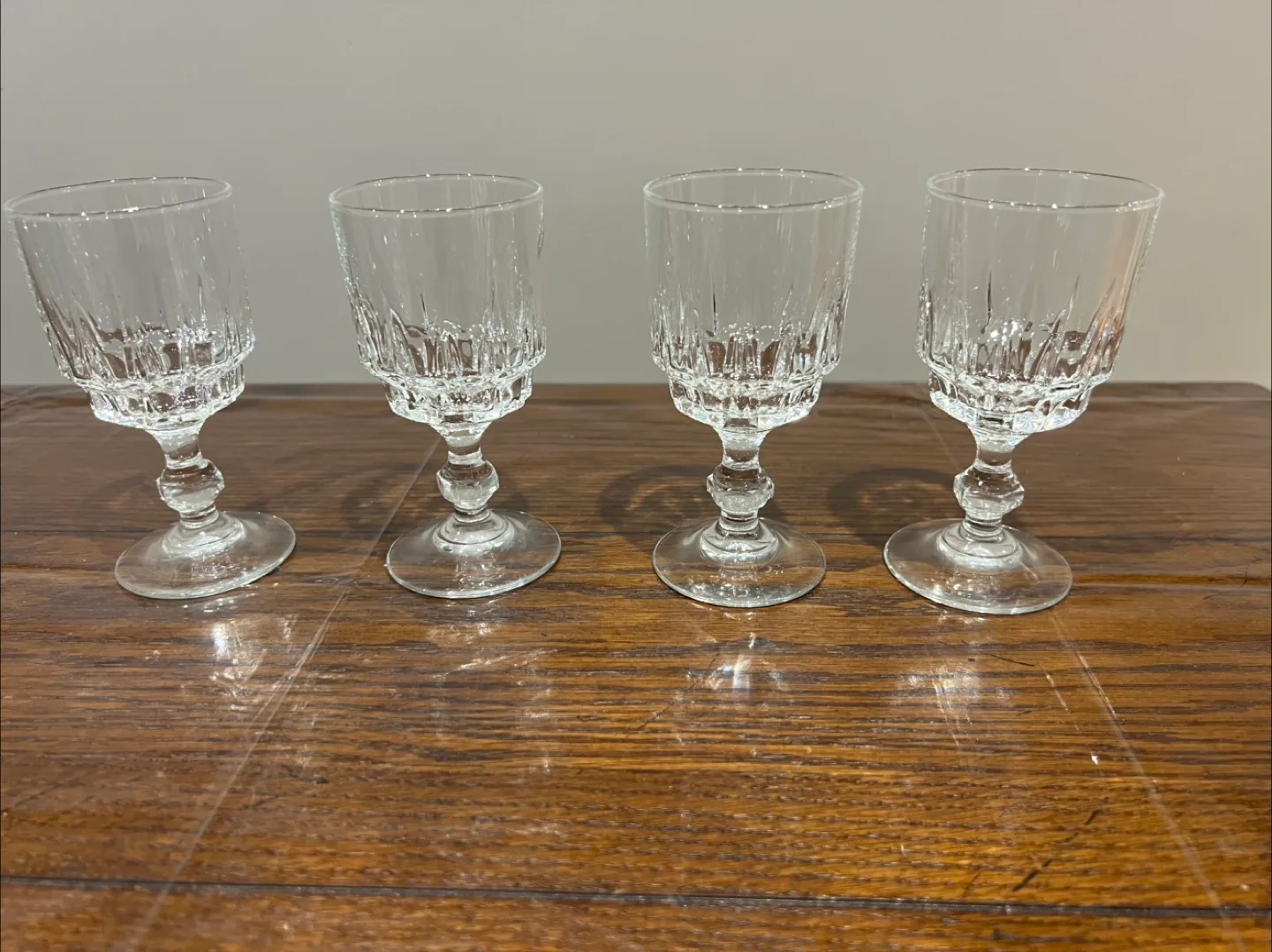 Wine glasses thumbnail